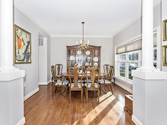 4th image of 11705 Lilac Pl