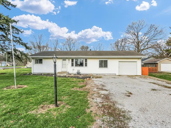 205 S Cory St, Tolono, IL 61880