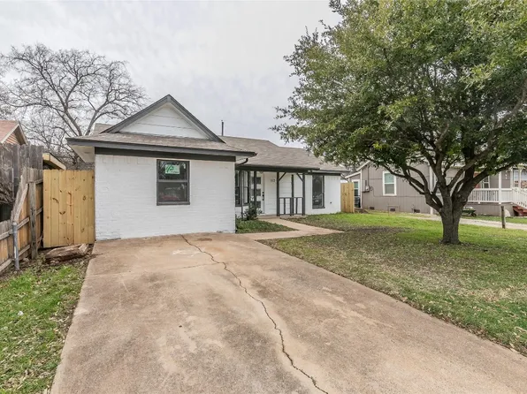 113 West Pl, White Settlement, TX 76108