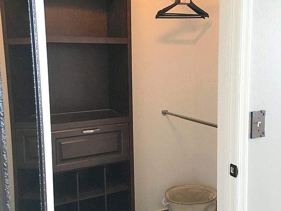 Master Bedroom Closet