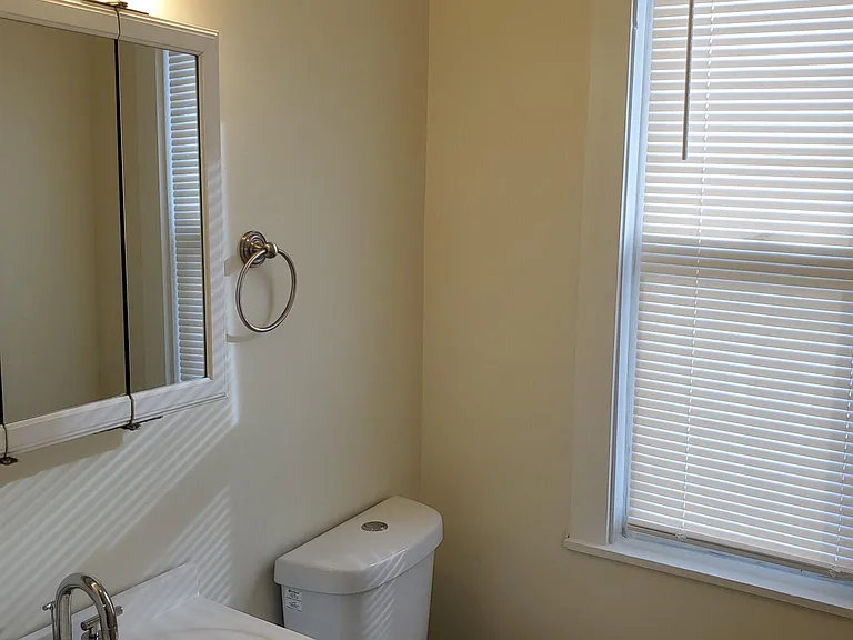 363 Elwood Ave #6 — Photo 8