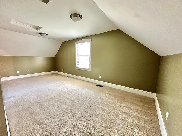 1538 Bellefontaine St — Photo 2