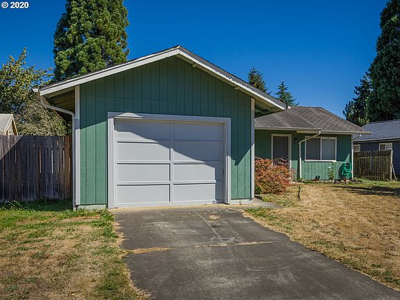2nd image of 130 Meadow Park Ct