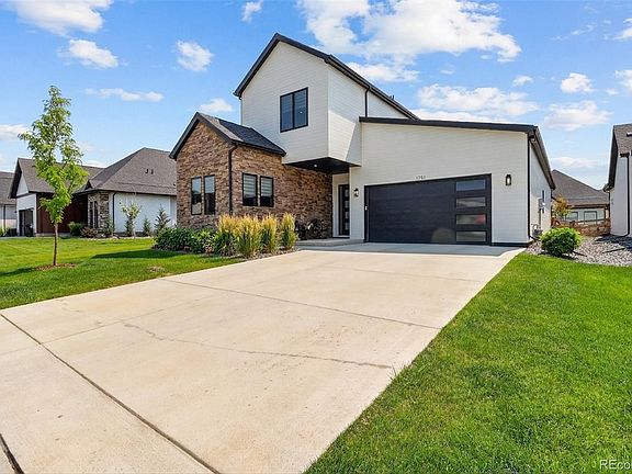 2nd image of 1751 Barefoot Drive