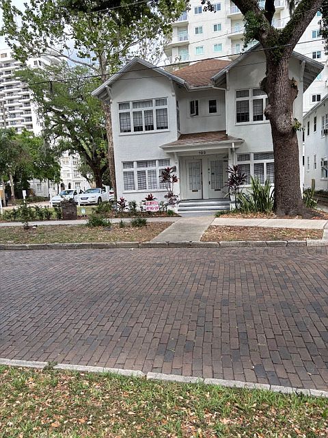 Brick streets, side yard, parking is free, next door to the Sanctuary and Stubborn Mule Restaurant