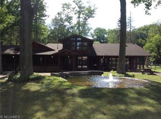 475 N Rocky River Dr, Berea, OH 44017