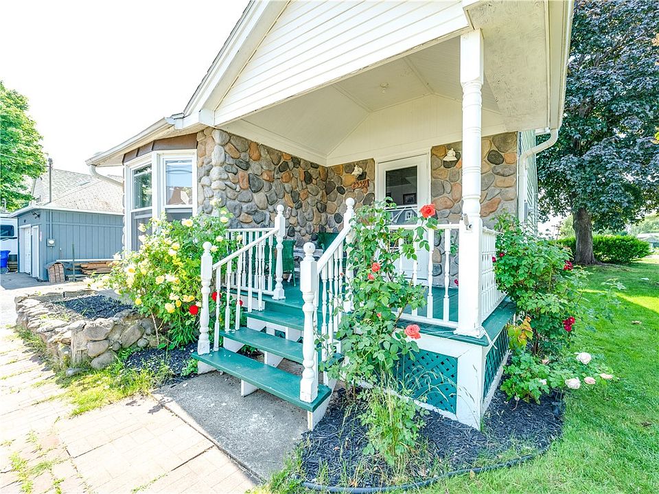 2559 Edgemere Dr, Rochester, NY 14612 Zillow