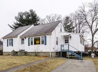 63 Harold Ave, Dracut, MA 01826
