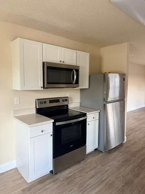 2 bed, 888 sqft, $850 — Photo 3