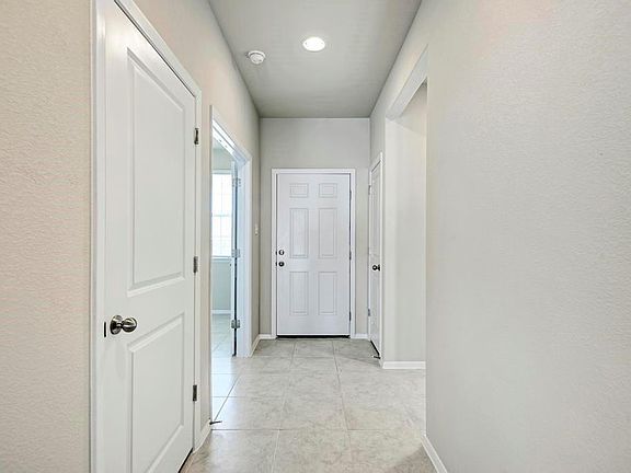5th image of 1209 Goforth Rd