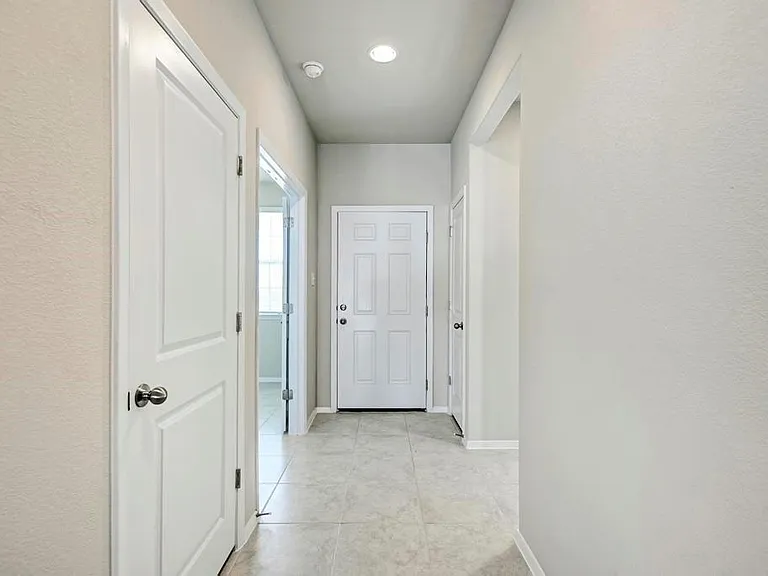 1209 Goforth Rd — Photo 5