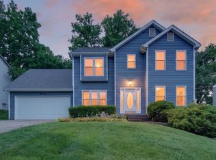 536 Oak Hill Dr, Lake Saint Louis, MO 63367