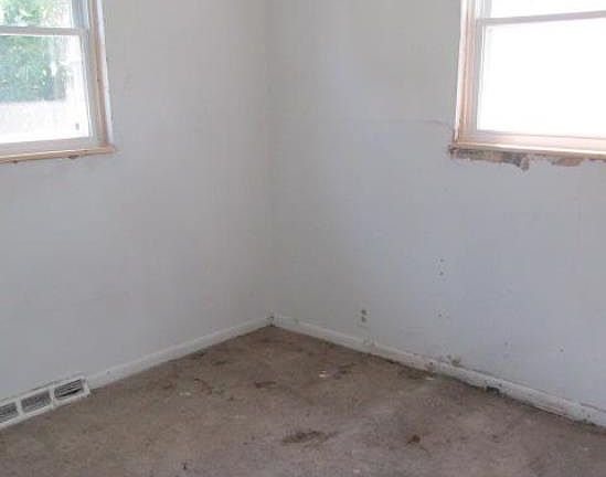 5th image of 4475 N Pasadena St