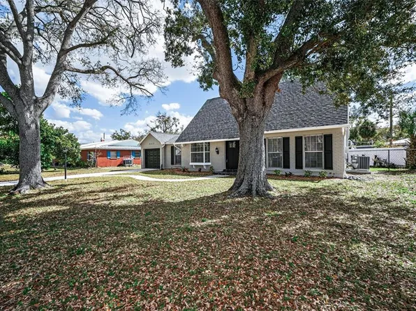 6412 Wingfoot Cir, Tampa, FL 33634