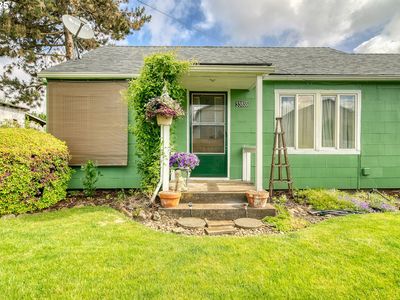 33855 NE Blossom Dr, Scappoose, OR, 97056