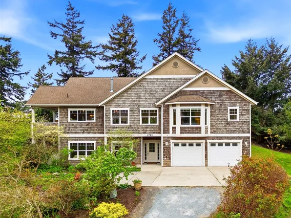 2780 S Utopian Way, Camano Island, WA 98282