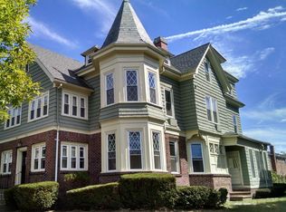 208 Grand Ave, Cranston, RI 02905