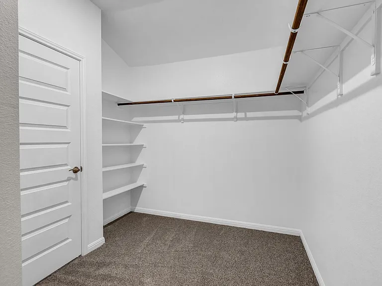 386 El Capitan Loop — Photo 21