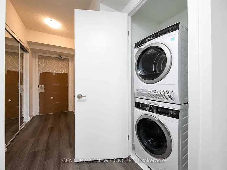 138 Downes St N #3816 — Photo 19