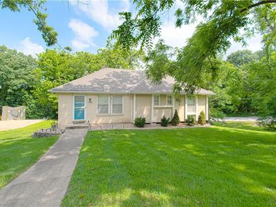 7918 NW Cadwallader Rd, Kansas City, MO, 64152