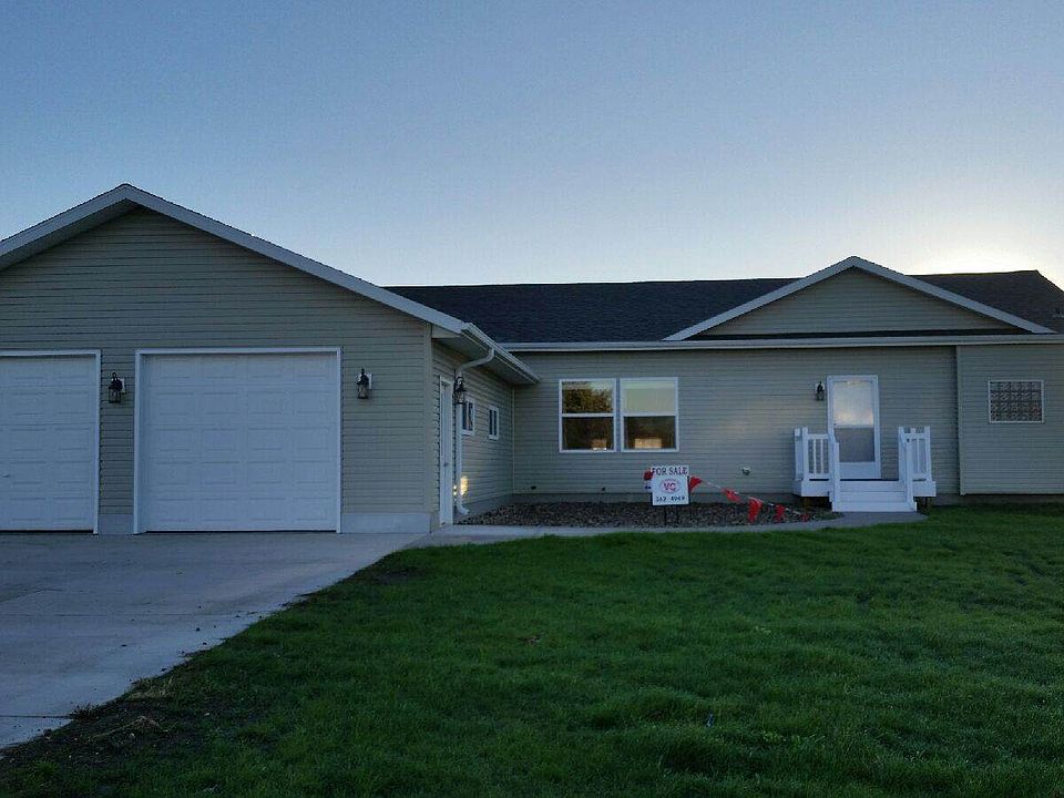 3 BR/3BA - Room to Grow 