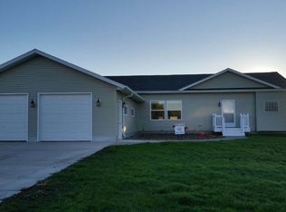 1637 365th Ave, Estherville, IA 51334
