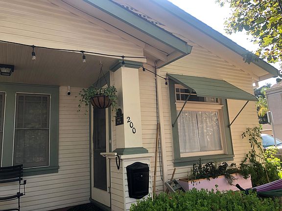 3rd image of 200 N 14th St
