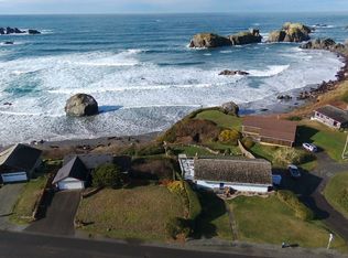 1370 Beach Loop Dr SW, Bandon, OR 97411