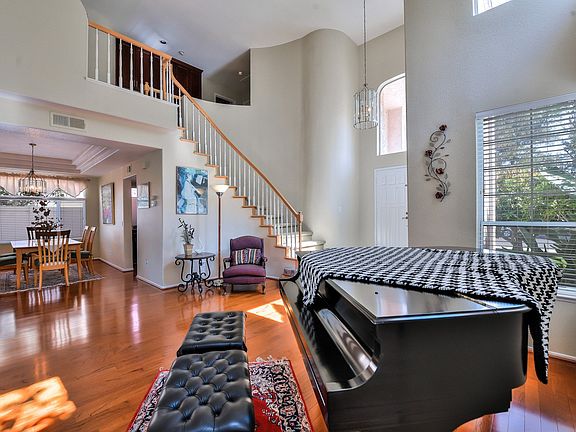 5th image of 11723 Boulton Ave