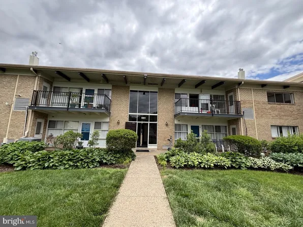 4901 Americana Dr APT 202, Annandale, VA 22003