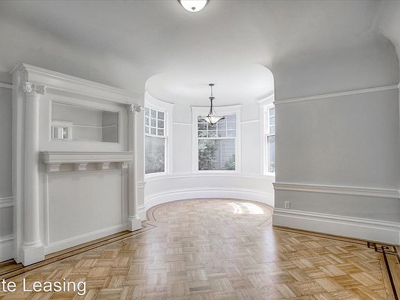 4th image of 1326 Hyde St