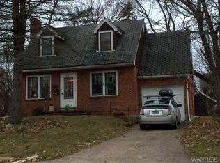 298 Cazenovia St, East Aurora, NY 14052