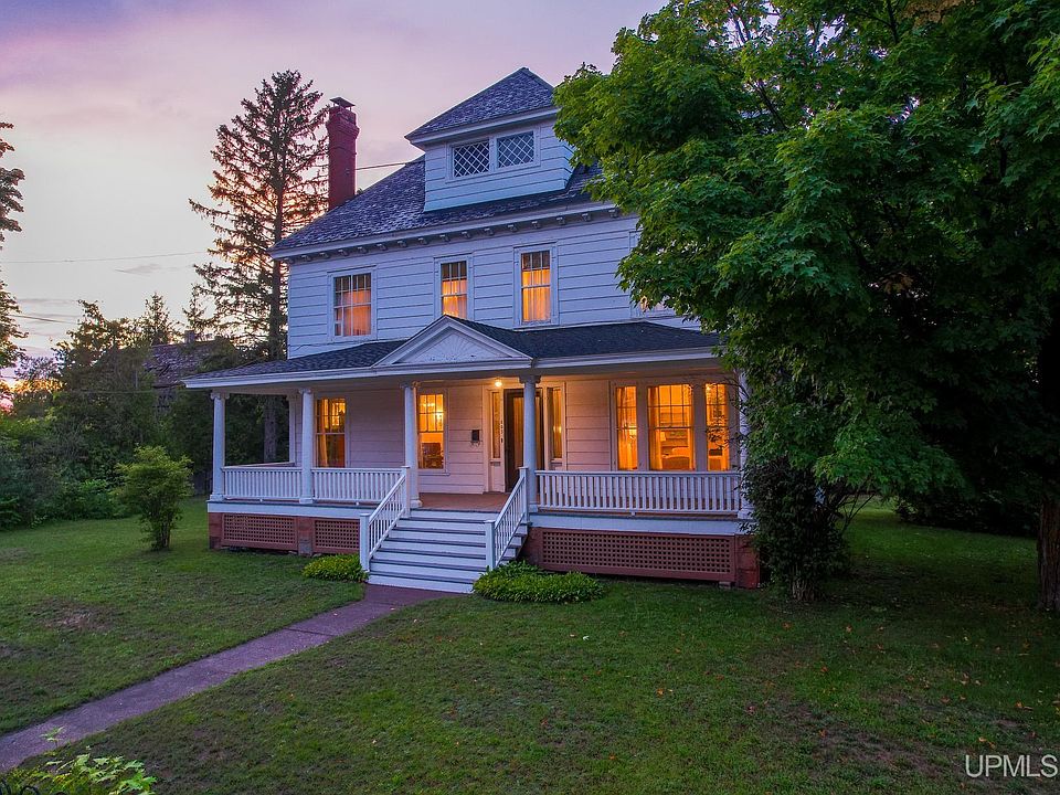 803 Pine St, Calumet, MI 49913 MLS 50117862 Zillow