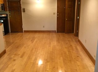 142 Kenrick St APT 15, Brighton, MA 02135