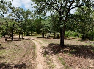 277 Meuth Cemetery Rd, Red Rock, TX 78662