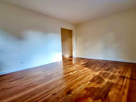 3rd image of 2807 Kings Hwy APT 1G