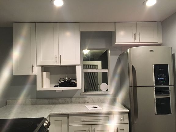 other side of kitchen