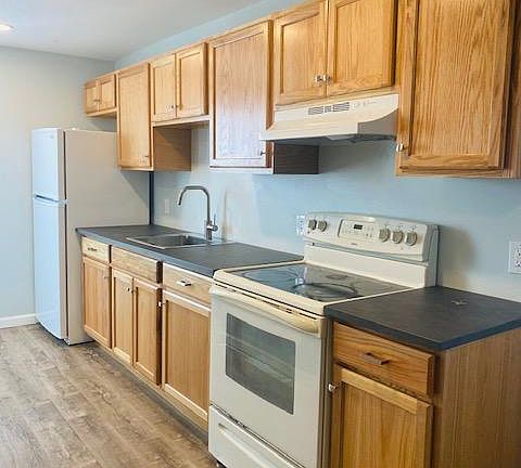 2nd image of 35 Railroad Ave #1A