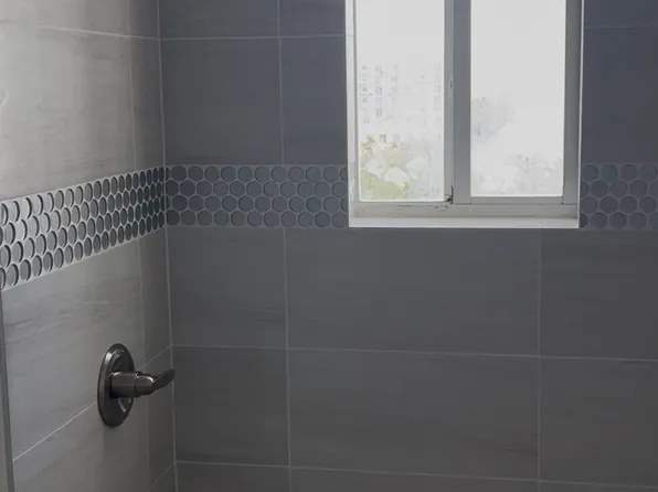 102 SW 6th Ave, Miami, FL