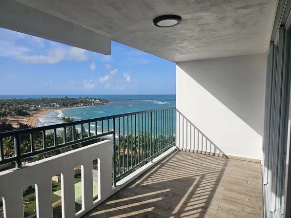 Playa Azul #1406, Luquillo, PR 00773