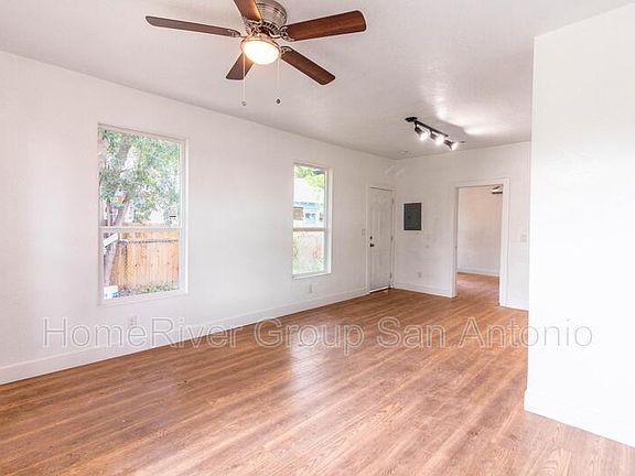 3rd image of 241 E Dullnig Ct