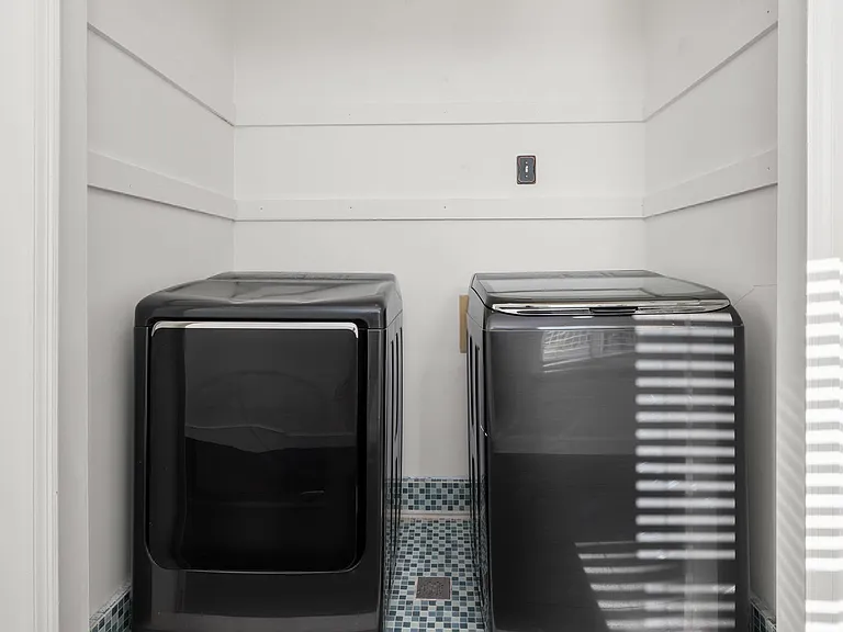 Laundry Room Cabinet