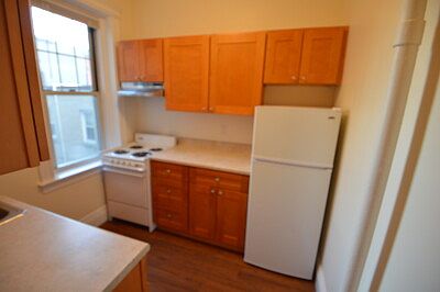 1st image of 33 Park Dr #18