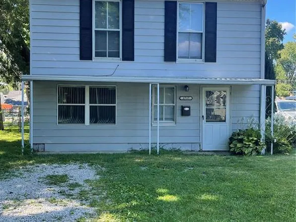 1717 La Salle St, Belleville, IL 62221