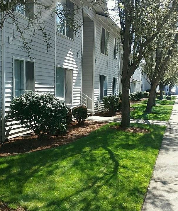 2nd image of 117 Bayview Way NE APT 101