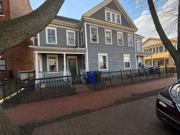 94-96 Byers St, Springfield, MA 01105