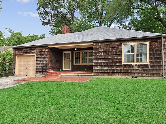 2nd image of 5012 Sycamore Dr
