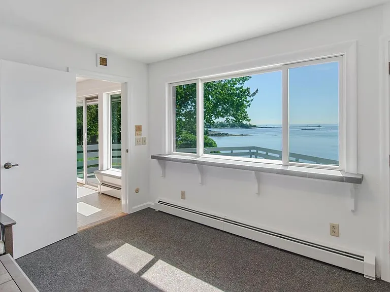 Breezeway overlooking the deck