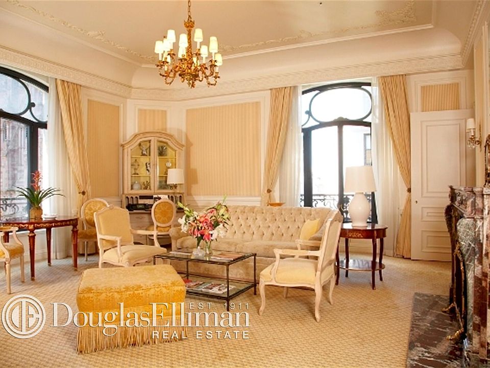 2nd image of 2 E 55th St #1135