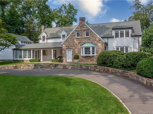 36 Meadow Rd, Riverside, CT 06878